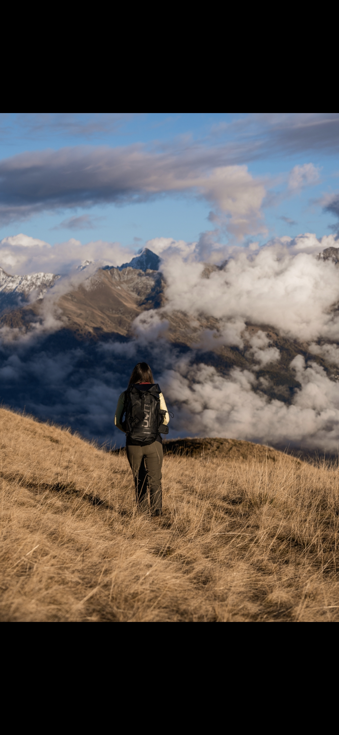 Wandern auf einem Berg mit Panoramablick 