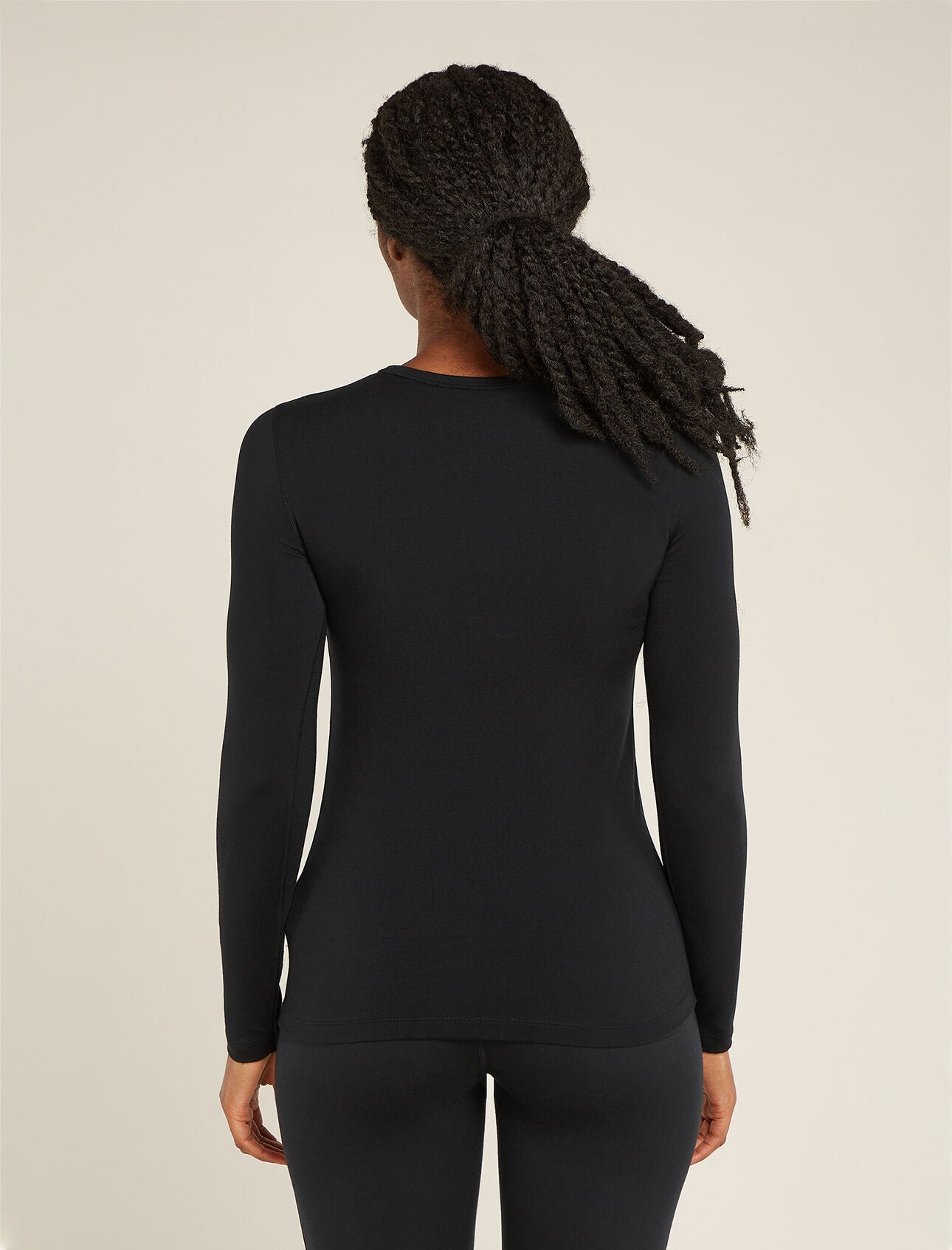 icebreaker-langarmshirt-heavy-damen-schwarz-rückansicht