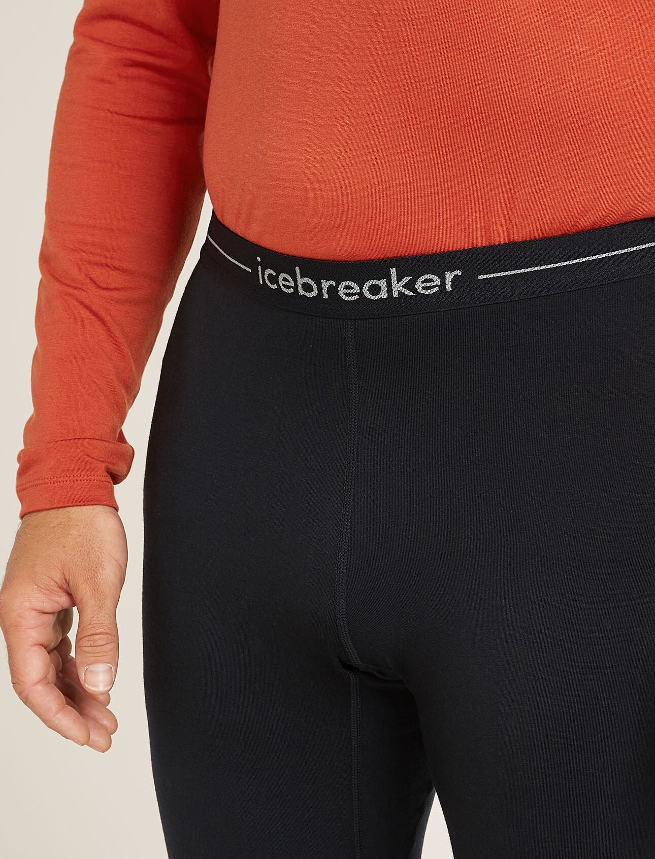 icebreaker-thermohose-heavyweight-herren-schwarz-nahaufnahme