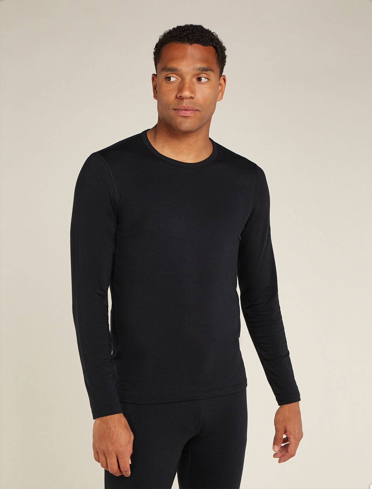icebreaker-thermoshirt-heavyweight-herren-schwarz