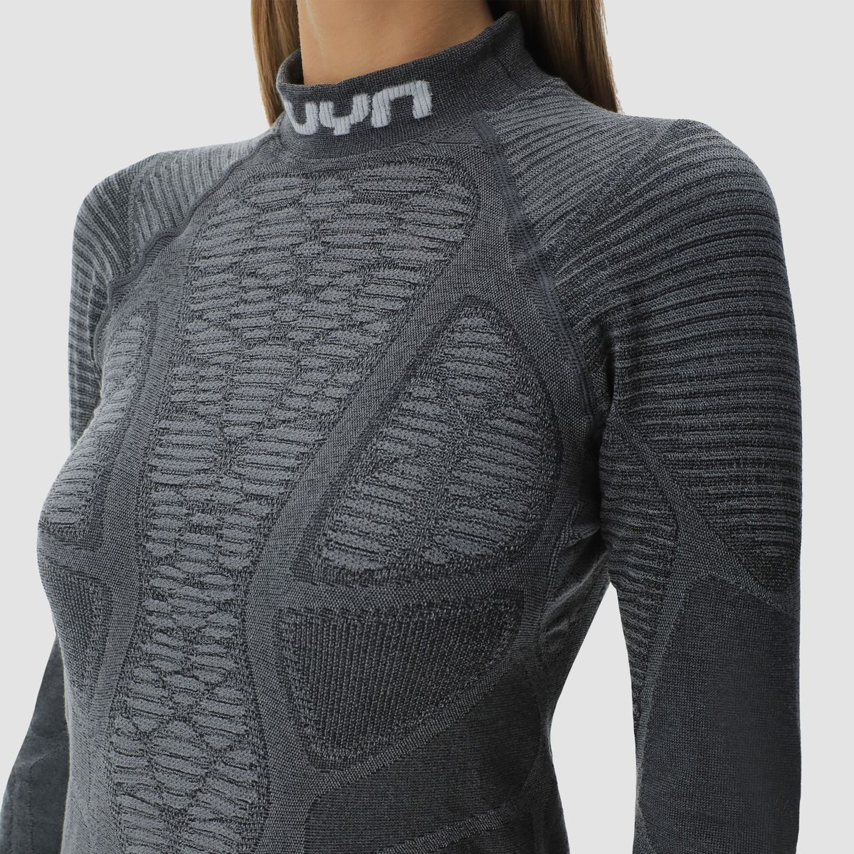 uyn-biomorph-thermoshirt-damen-grau-nahaufnahme