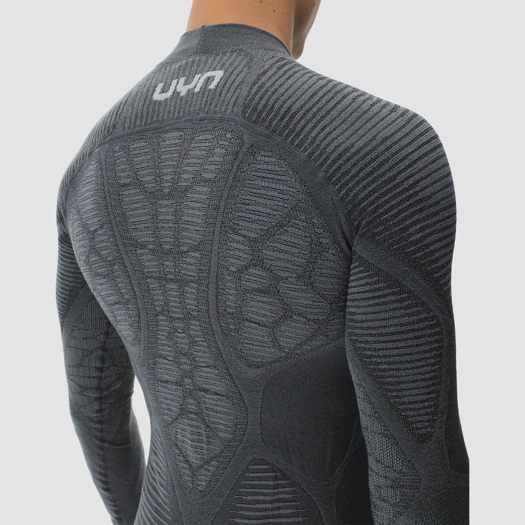 uyn-biomorph-thermoshirt-herren-grau-nahaufnahme-rücken