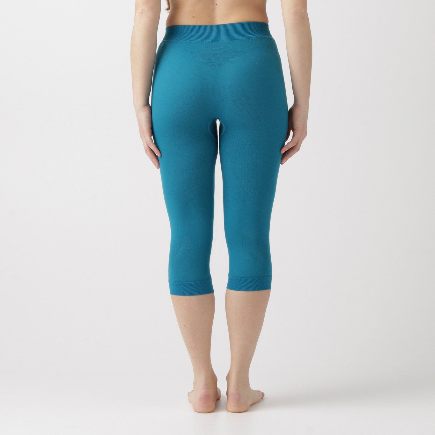 uyn-energyon-3_4-thermohose-damen-hellblau-rückansicht