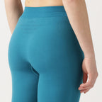 uyn-energyon-thermohose-damen-hellblau-nahaufnahme-hinten