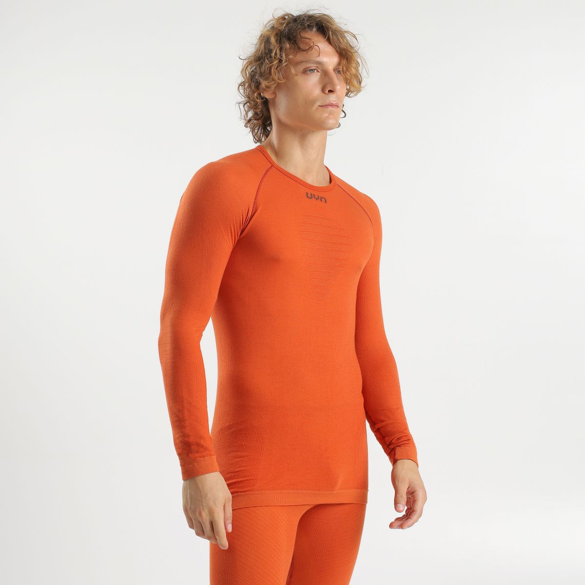 uyn-energyon-thermoshirt-herren-orange-seitenansicht