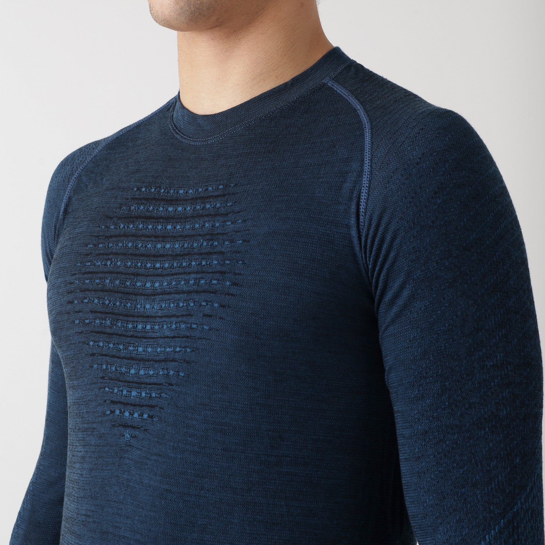 uyn-fusyon-thermoshirt-blau-nahaufnahme