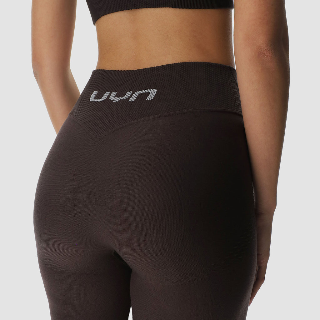 uyn-rock-fit-leggins-flared-braun-nahaufnahme-hinten