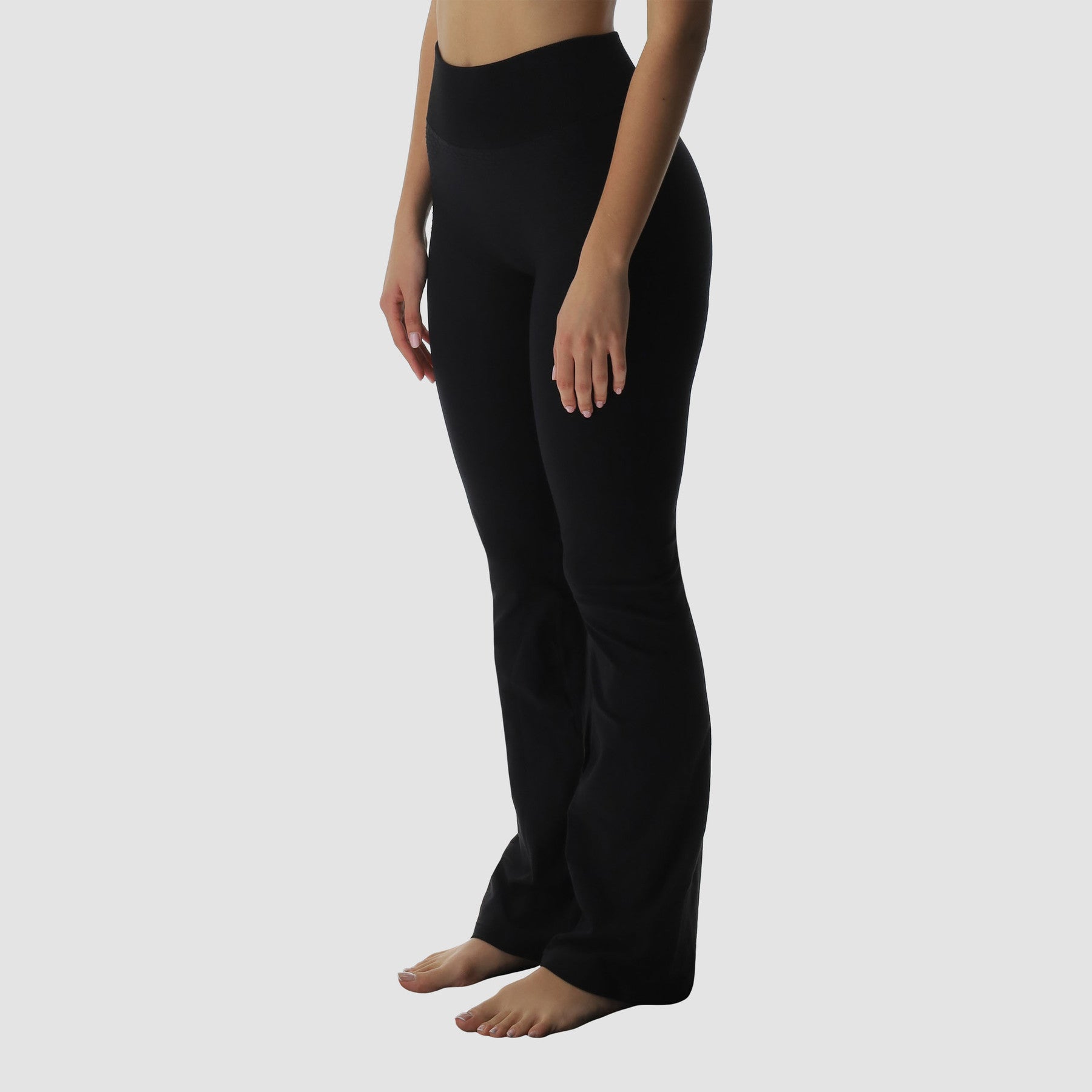 uyn-rock-fit-leggins-flared-schwarz-seitenansicht