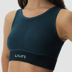 uyn-rock-fit-top-dunkelblau-nahaufnahme