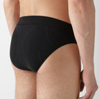uyn-slip-herren-schwarz-nahaufnahme-hinten