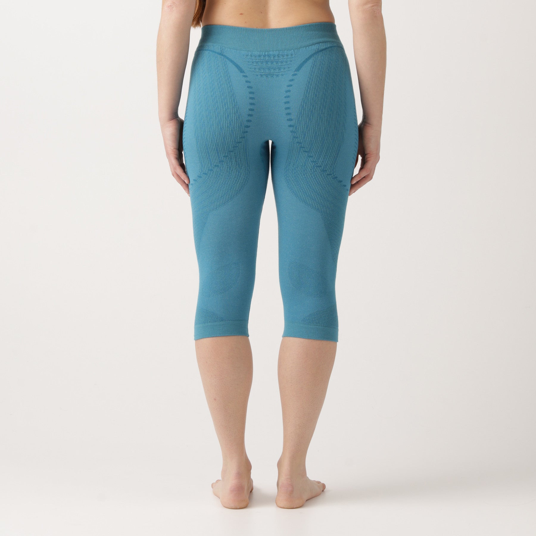 uyn-thermohose-3/4-damen-hellblau-rückansicht