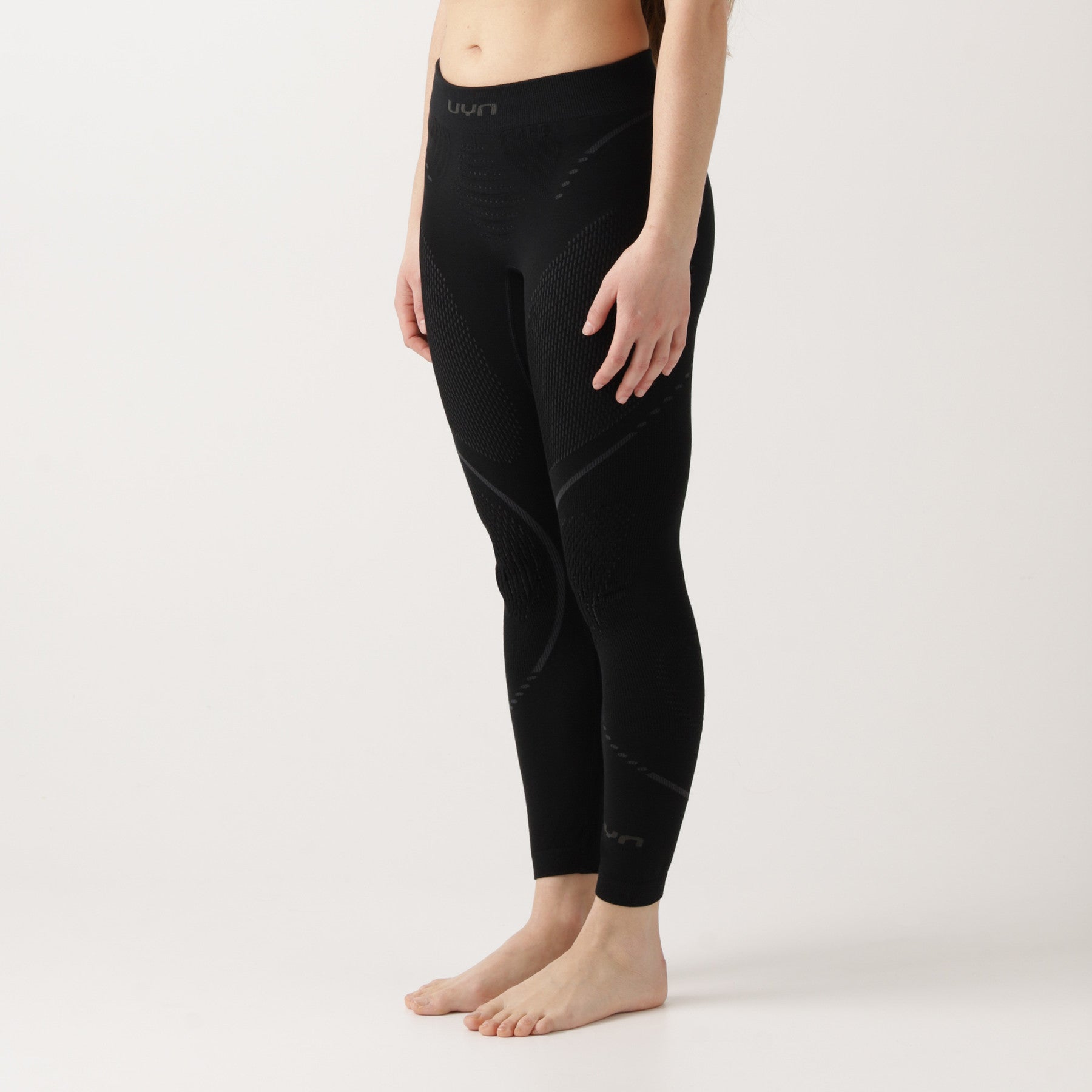 uyn-thermohose-damen-schwarz-seitenansicht