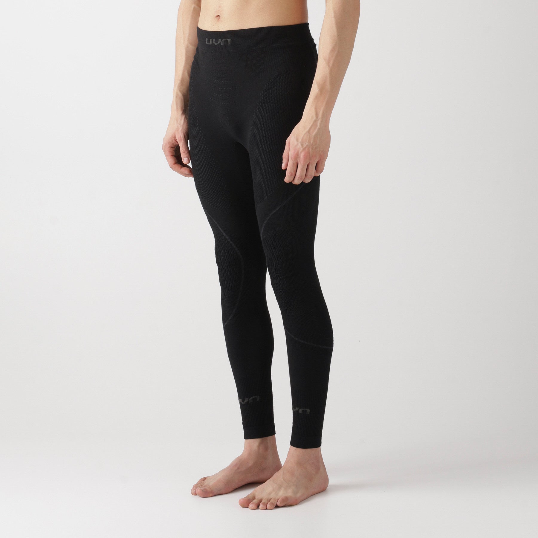 uyn-thermohose-herren-schwarz-seitenansicht