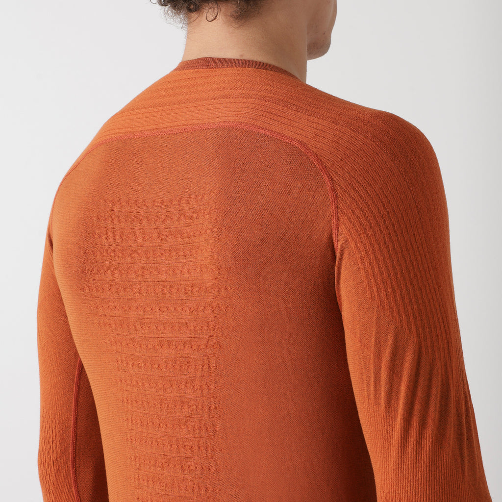 uyn-thermoshirt-herren-orange-nahaufnahme-rücken