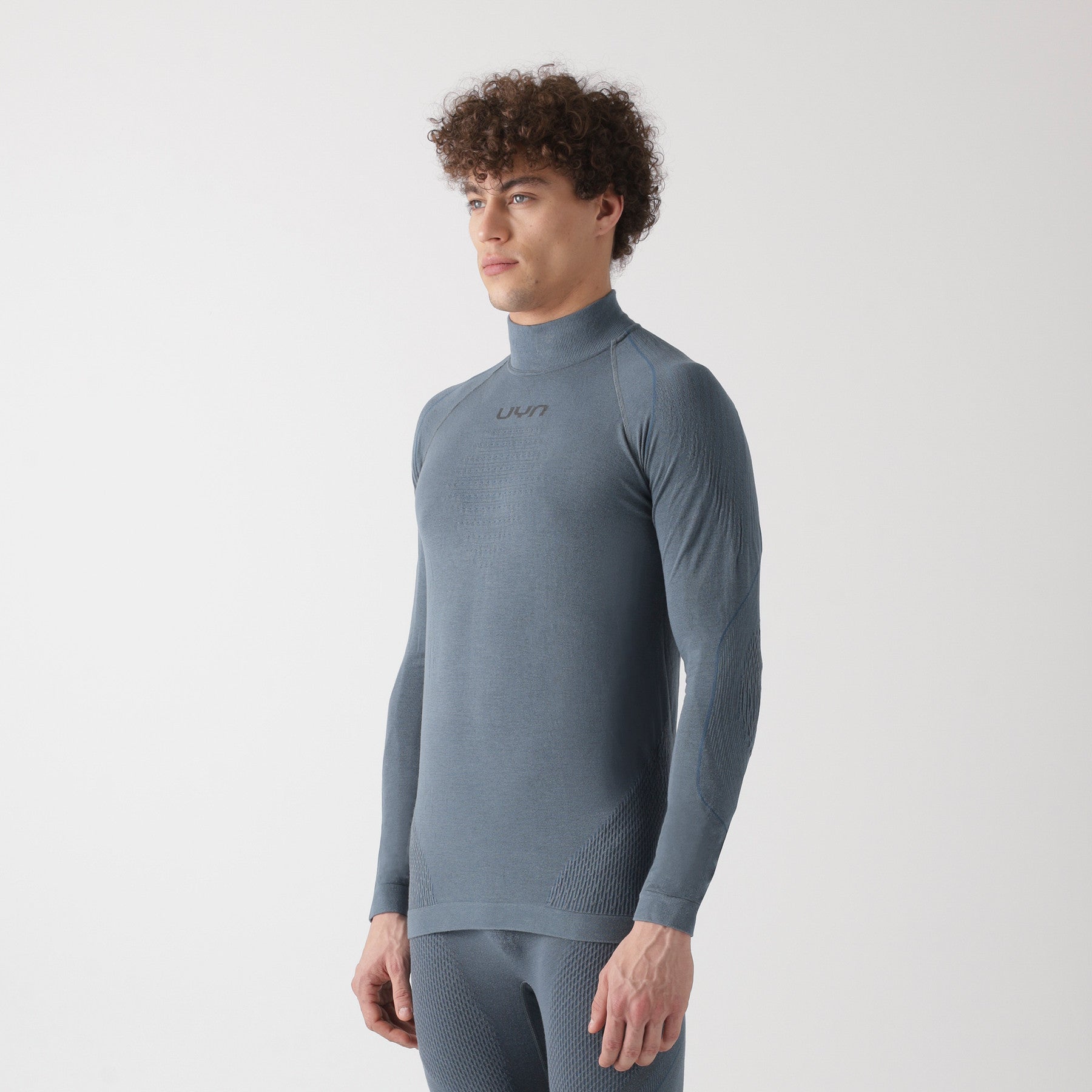 uyn-thermoshirt-stehkragen-herren-grau-seitenansicht